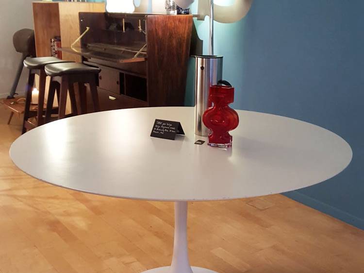 table-loewy-tulipe odile vintage vevey