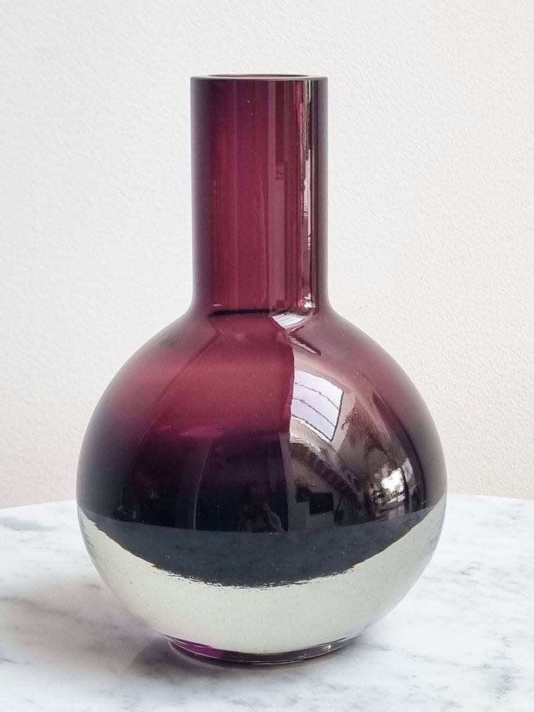 tamara-aladin-vase-violet-riihimaki galerie odile vevey