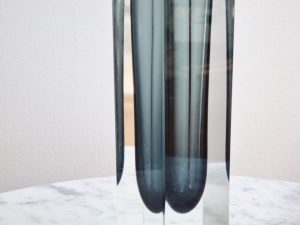 vase-mandruzzato-gris-fumé galerie odile vevey