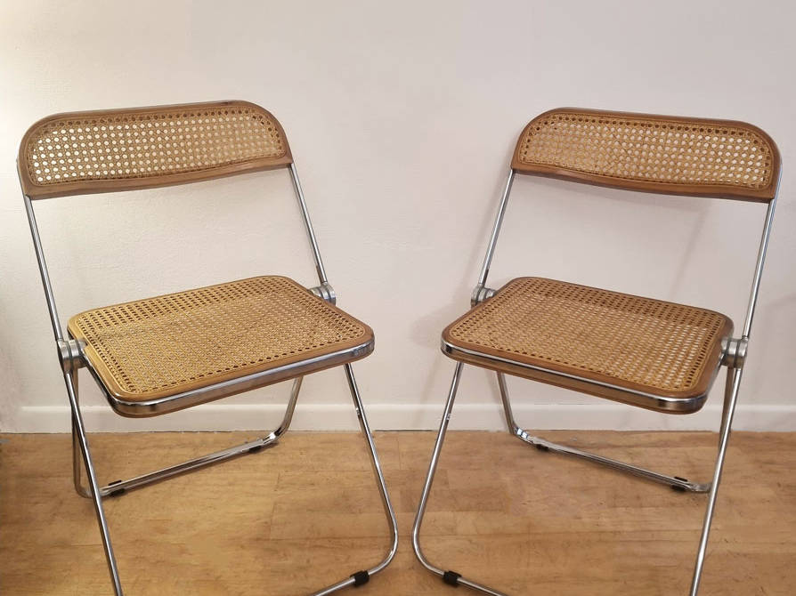 2-chaises-plia-cane-piretti-galerie odile vevey